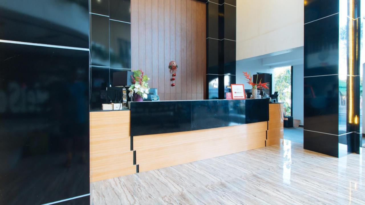Reddoorz Plus @ Melsol Metro فيغان المظهر الخارجي الصورة