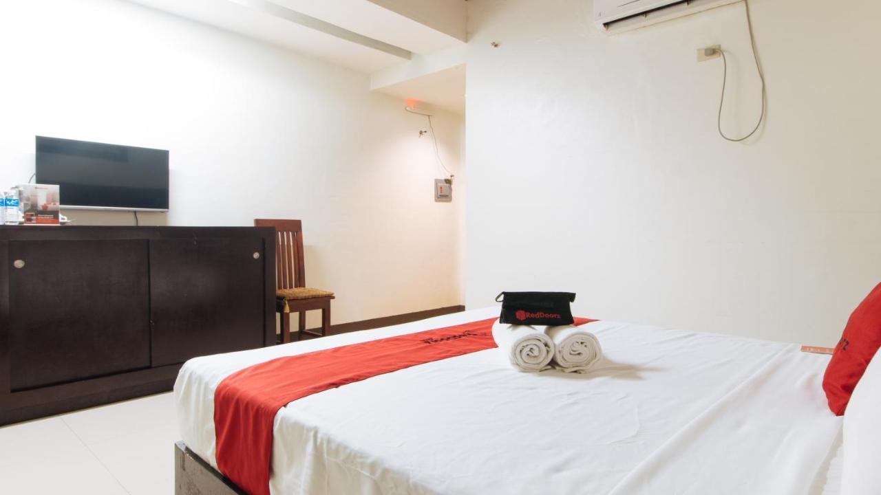 Reddoorz Plus @ Melsol Metro فيغان المظهر الخارجي الصورة